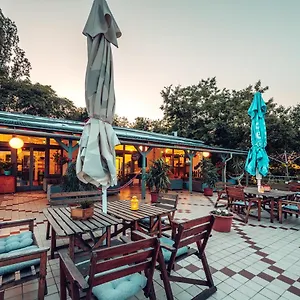  Hostel Island (adults Only) Macaristan